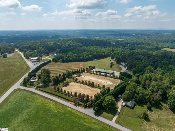 105 Smith Rd, Landrum, SC 29356