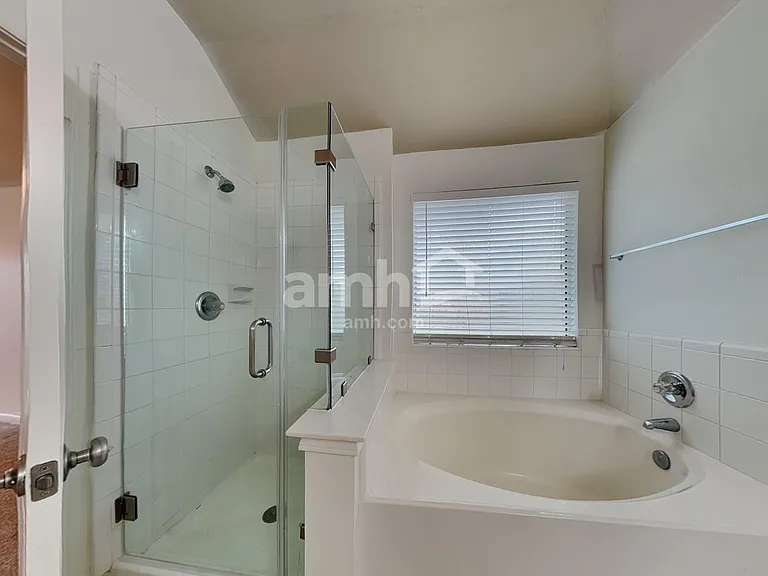 16518 Barker Ranch Ct — Photo 15