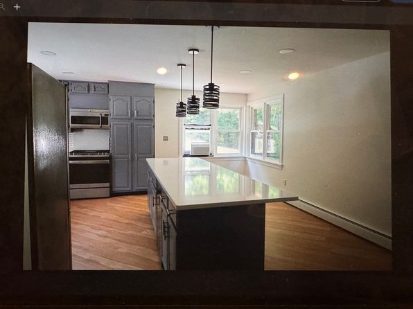 56 Little Mill Rd