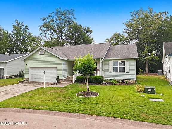3rd image of 459 Pepper Breeze Avenue SW