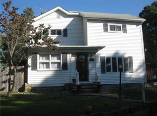 10 N Foster Rd, Jackson Center, PA 16133