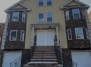 212 N Walnut St APT 2, East Orange, NJ 07017