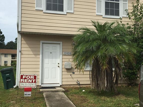 front of townhouse 11468