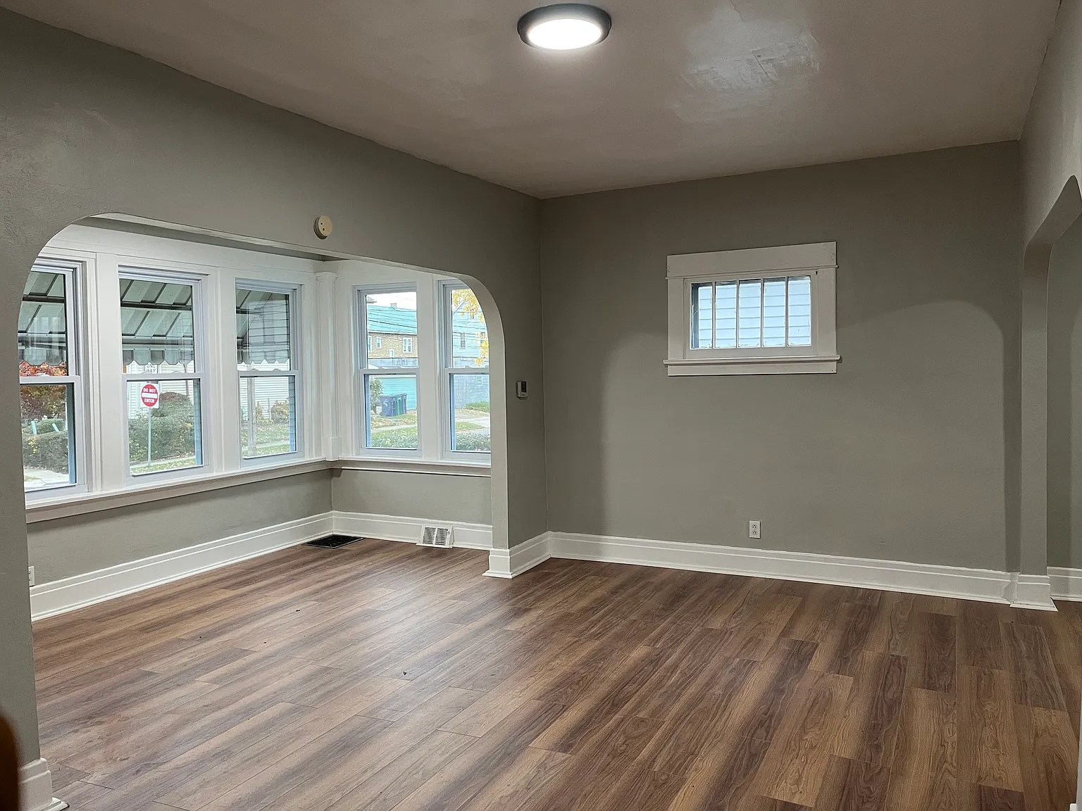 4 bed, 1307 sqft, $1,650 — Photo 4