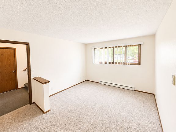 4th image of 2975-2995 Wildwood Dr #2995-1