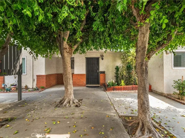 11286 Parkside Ln #22, Garden Grove, CA 92843