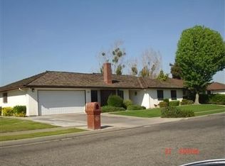 1901 Riverview Dr, Madera, CA 93637