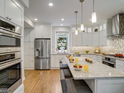 6869 Washington Blvd, Arlington, VA, 22213