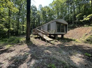 152 Hanging Rock Rd, Harriman, TN 37748