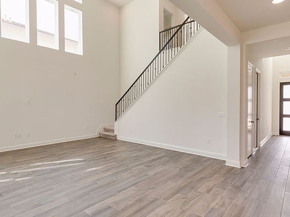 5th image of 5212 Rain Lily Dr