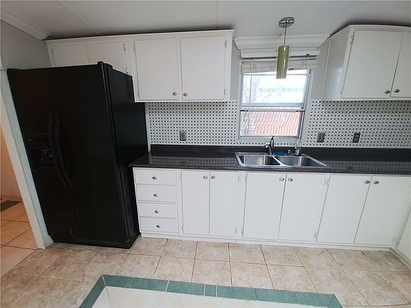 5th image of 206 San Jose St