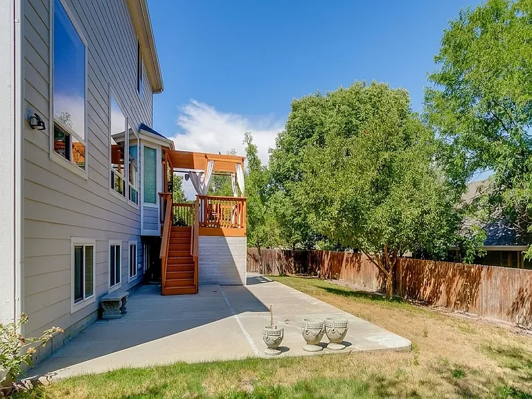 1395 E 100th Ln — Photo 57