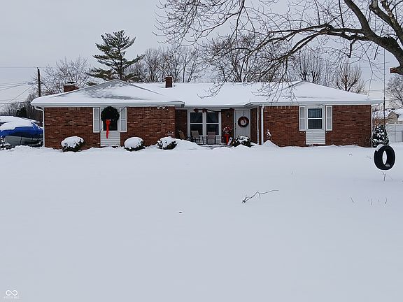 3rd image of 5240 N Broadmoor Plz