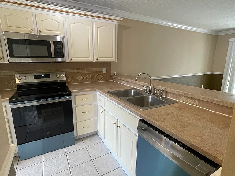480 Reed Canal Rd #37 — Photo 3