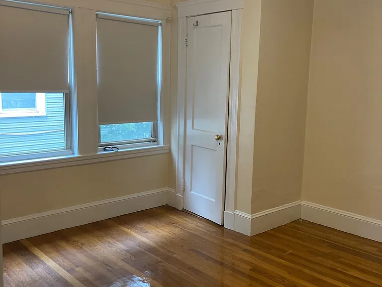 4 Derby St #3 — Photo 7
