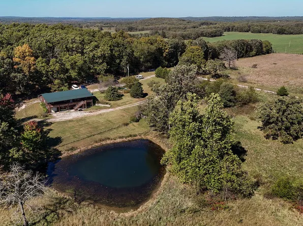 23576 E 500 Road, Humansville, MO 65674