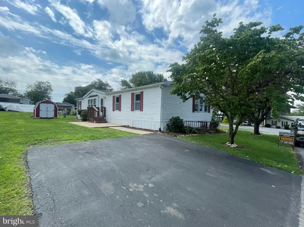 43 Christy Ln, Lititz, PA 17543