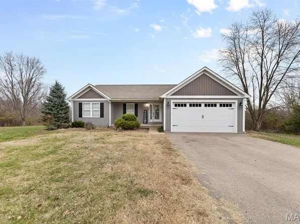 208 Sugar Maple Cir, Farmington, MO 63640