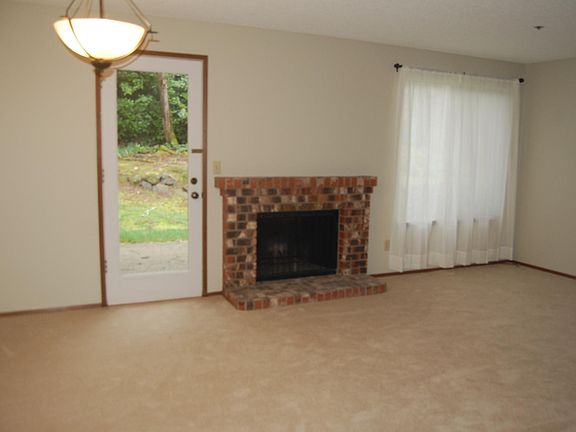 3rd image of 27023 47th Ave S Unit 109