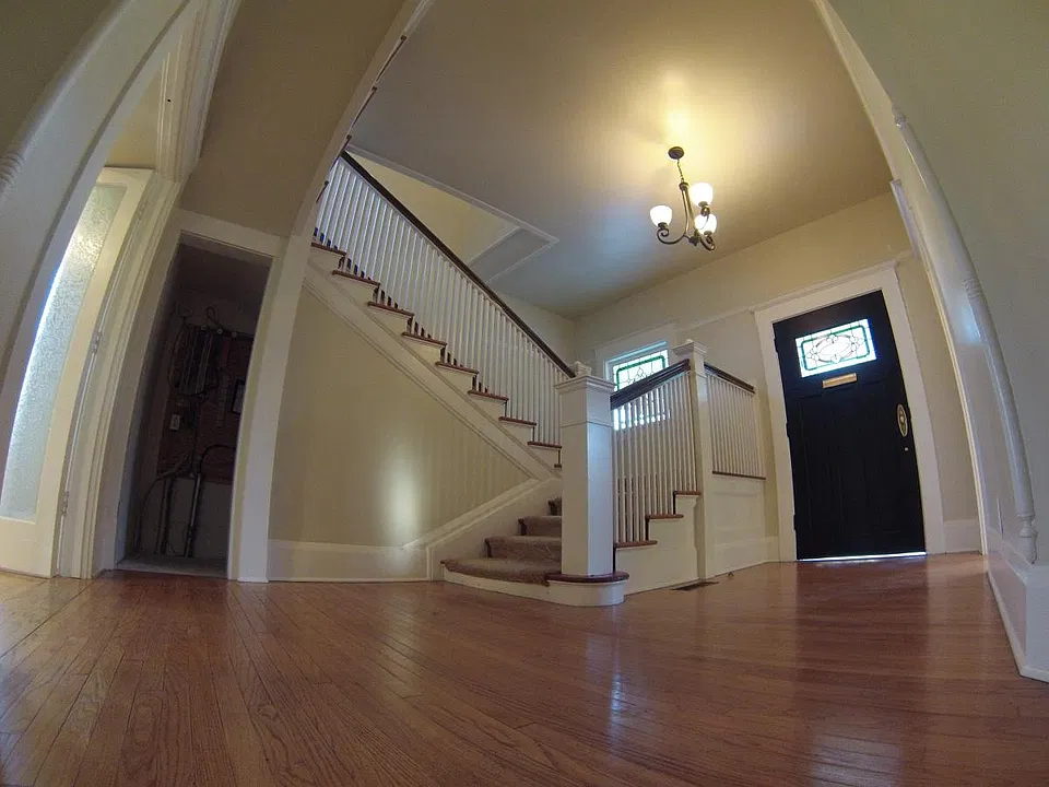 Common Area-Front Door Entrance