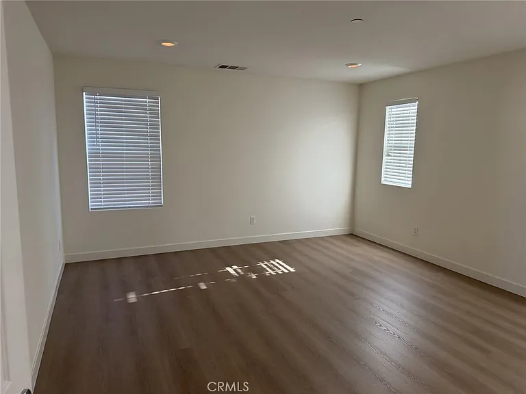 8603 Founders Grove St — Photo 9