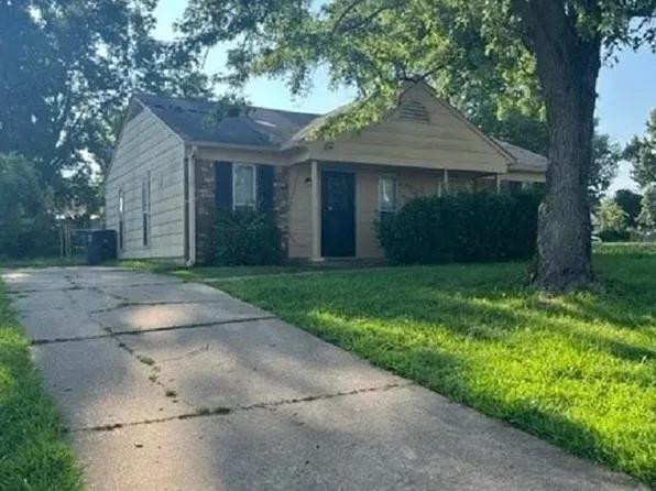 4360 Howardcrest Dr, Memphis, TN 38128