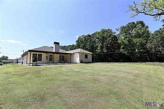 3rd image of 7507 Woodland Trace Ct