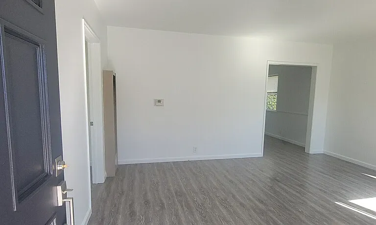 432 1/2 N Glenwood Pl #432-1/2 — Photo 3