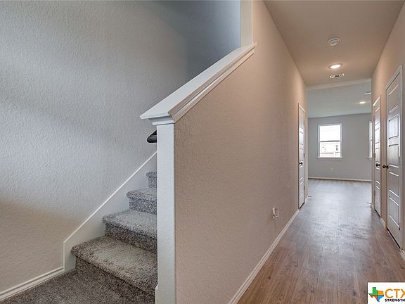 4th image of 1406 Prynne St