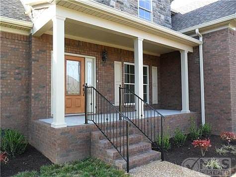 4th image of 2822 Avington Ct