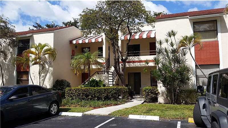1st image of 20300 NE 3rd Ct APT 8
