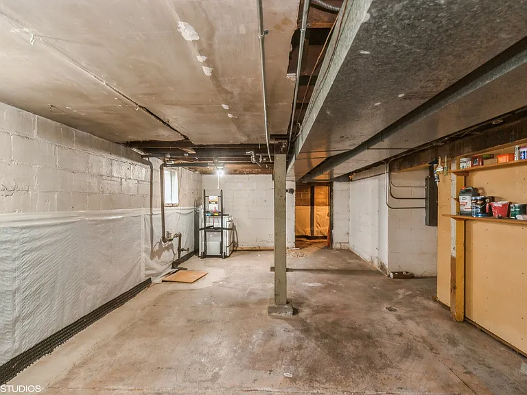 848 Lee St — Photo 14