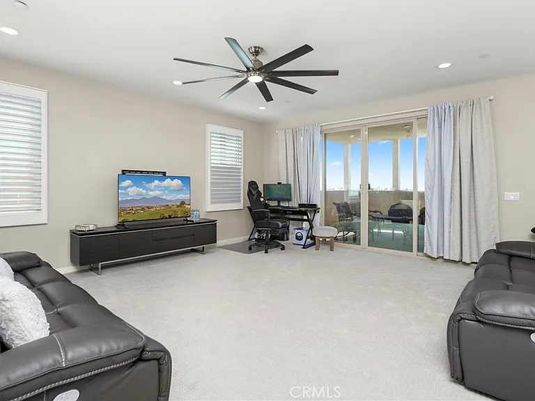 291 Carmine — Photo 14