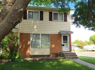 2000 9th St NW, Minot, ND 58703