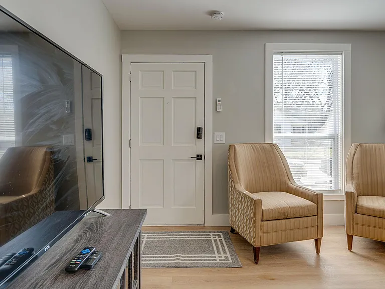 1214 Pennock Ave #1 — Photo 11