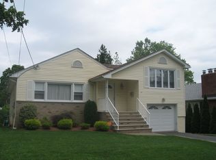 30 Roosevelt St, Nutley, NJ 07110