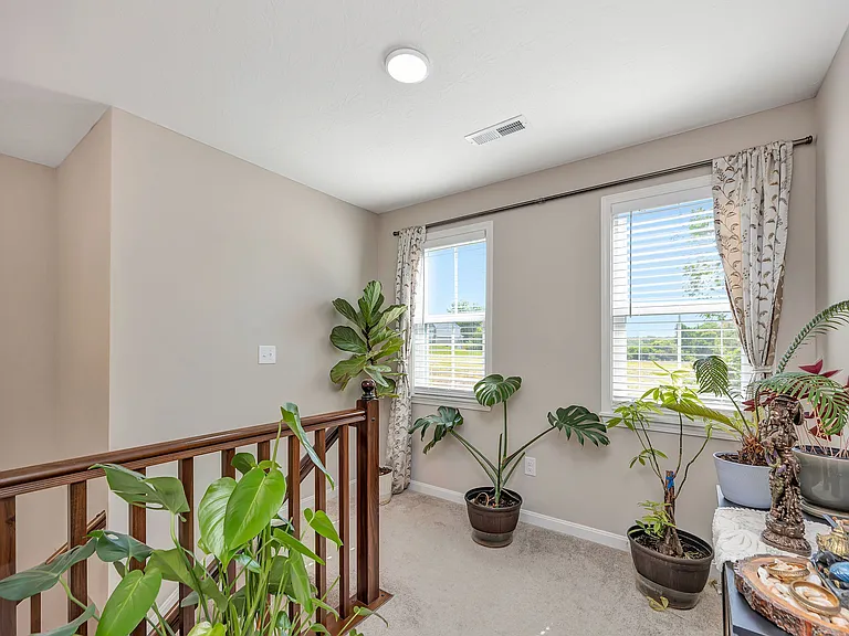 5103 Hazeltine Ln — Photo 10