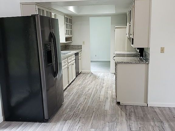 3rd image of 2263 Enell St