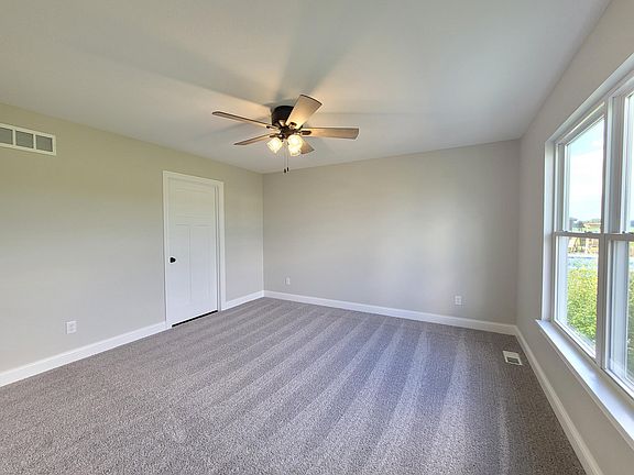 5th image of 9316 Village Meadows Dr