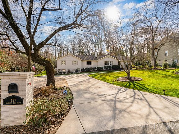 4th image of 423 Mammoth Oaks Dr