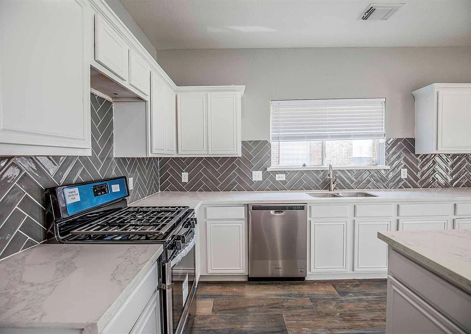 1st image of 3481 Cedar Prairie Dr