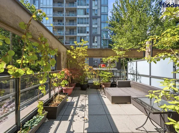 1001 Homer St, Vancouver, BC