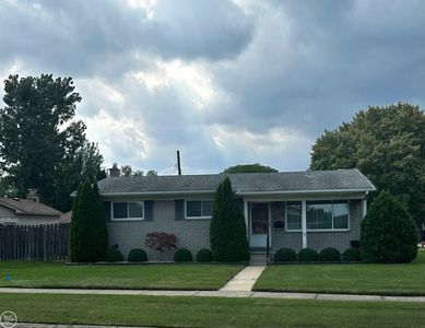 21231 Evergreen St, Saint Clair Shores, MI, 48082