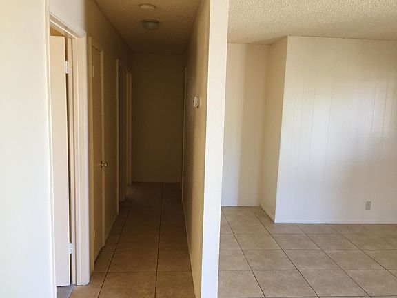 2nd image of 1801 Hermitage Dr