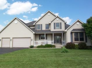 8214 Eagle Rdg, Spring Grove, IL 60081