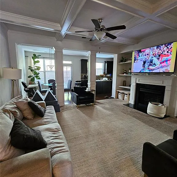 5747 Radford Loop — Photo 7