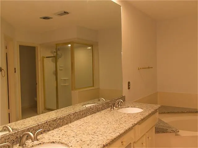 10010 Sagegreen Dr — Photo 9