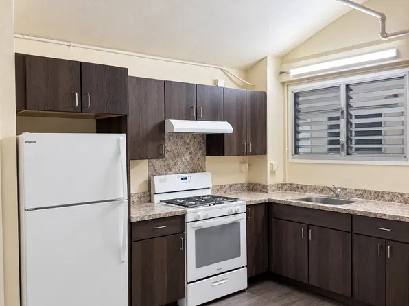 98-020 Kamehameha Hwy #2023, Aiea, HI 96701