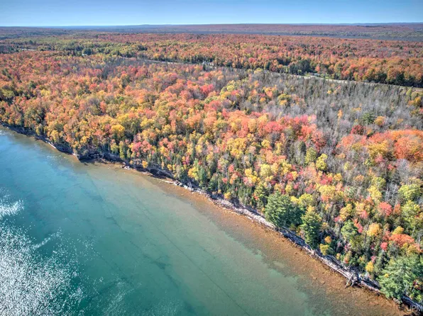 12185 Us Highway 41 N, Pelkie, MI 49958