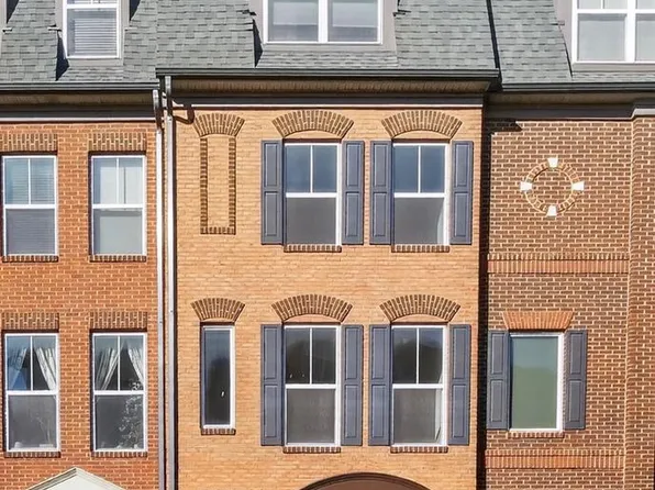 1415 Trafalgar Ln, Frederick, MD 21701